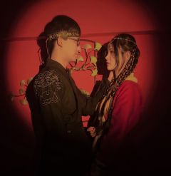 “我从来不知何为国,我只知道阿珂娜为家。只是因为你说过,你会