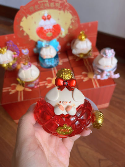 红玫瑰配猪猪！