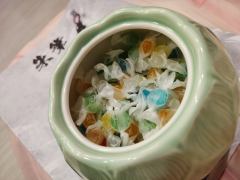 【含剧透】
一花一世界，一树一菩提。
不。
一花一世界，一步