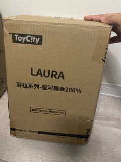 我可能捅了Laura大娃的窝，草莓猫咪都有五个……😂😂