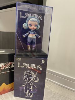 我可能捅了Laura大娃的窝，草莓猫咪都有五个……😂😂