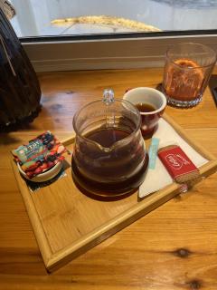 彻底贯彻早C晚A的一天

这家是自烘豆，豆子很新鲜。果丁丁的