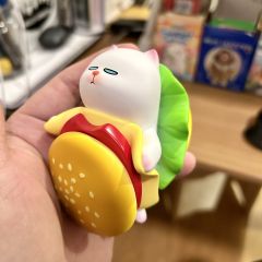 超级大个  拿手里像个汉堡