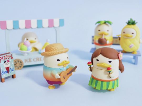 老公开车去房山 往返小100公里给我端回来的duckoo🎉一如既往的呆萌！！duckoo是我的心头爱了！！❣️❣️❣️