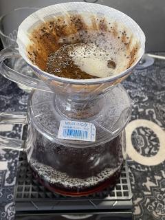 干香：白桃乌龙的味道非常明显。
高温尾段不干净，喝完喉咙有点