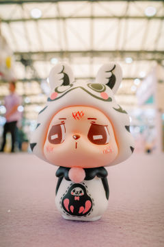 带着兔爷去上班