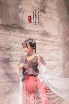 野袍子不请自来٩(˃̶͈̀௰˂̶͈́)و图上汉服都来源于兰若