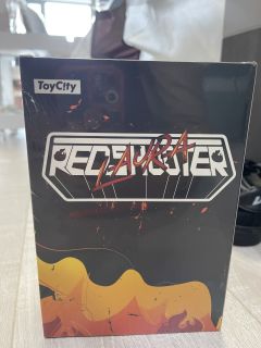 我可能捅了Laura大娃的窝，草莓猫咪都有五个……😂😂