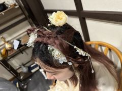 一花一世界，一个备受争议的古风情感本，但发行收到反馈后，紧急