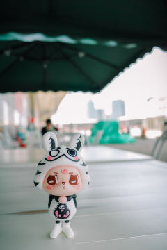 带着兔爷去上班