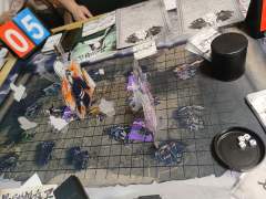 “执节堂堂,以向四方,挽天河之水,洗我刀枪,金戈鈇马,粉身碎