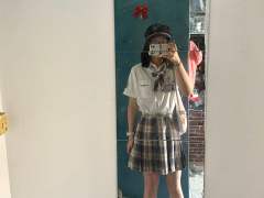 梗豆库洛米二版
当时拍照身高170，体重105，m码
实体店