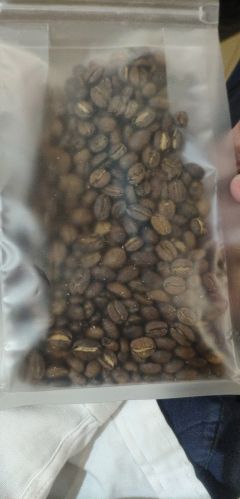 第一次喝哥伦比亚的瑰夏
烘焙度  浅控豆
用了18克豆   