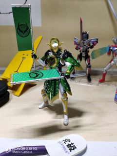 铠武里最喜欢的一套强化形态，入坑晚，没赶上当年便宜的橙子胜哄