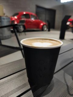这是一只云南拼配的深烘意式豆
烘焙程度比较深 测试了几把浓缩