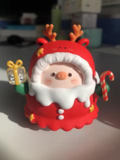 太可爱啦 跟同事一起端盒 雪仙子 麋鹿太好看啦