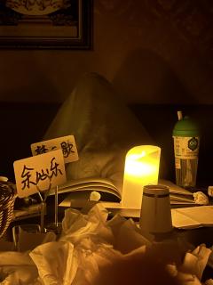 总该对自己的青春一个告别吧?
当时候的我们莽撞的快速逃走了