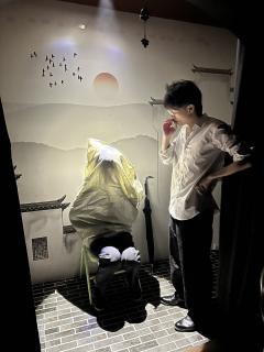 泪儿《黑日》测评
地点:谎宴.云胡岛剧本杀推理社
剧本类型: