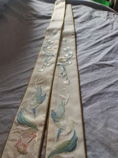 超级精致的飘带，绣花密实精美～颜色百搭～