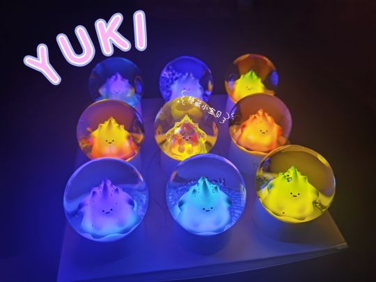 5555真的爱了。男朋友送的生日礼物，真的有心了！
本来前两周去店里看只有样品没有货就很难过，没想到当时男朋友就拍下来留心了。15号先是拿出来一个吊卡说是送我的礼物（我真不喜欢），本来内心有些波澜的，