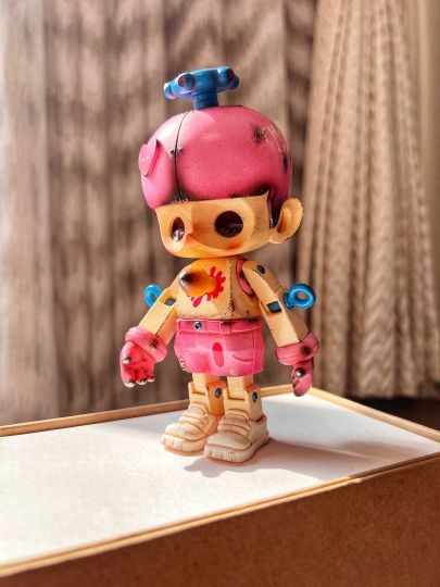 无敌好看，很多磁吸部件，把玩性强