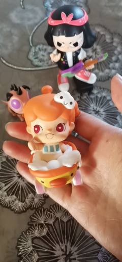 我是在朋友推荐下观望了下闪购，买的三个娃还给我发了顺丰，每个