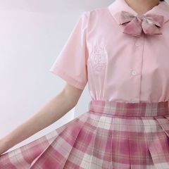 🌸
衬衫：連東夜行-樱木枳
格裙：中牌-树莓红茶

吹爆这