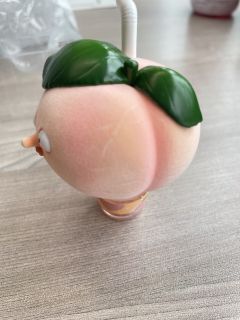 不知道是不是植绒都会这样，线下买的，划痕有点严重啊