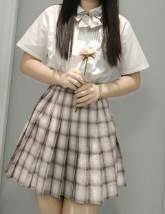 数据：164/48kg/oppo reno4拍摄
①褶子：压