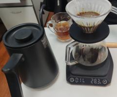 今天是个好日子啊！在我的强烈要求下，同学终于把保存已久的，来
