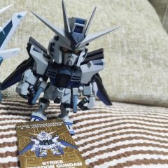 泡泡玛特QMSV强袭正义高达爆改
豪鬼「天」暗黑血红甲爆改涂