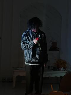 《渡鸦》 --“疯批是骨 纯爱是魂”
🕑时长:8h(能聊