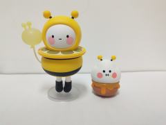 小蜜蜂的细节 太可爱了 触角可以动 小内八 coco嘴角还有