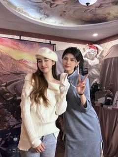 《永不褪色的山楂林》--就像列车上上演的一部电影,短短的几小