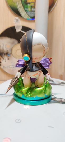 设计理念不错的一套盲盒。根据主题自己做了改色，感觉与主题更契合了一点。沉迷金属色