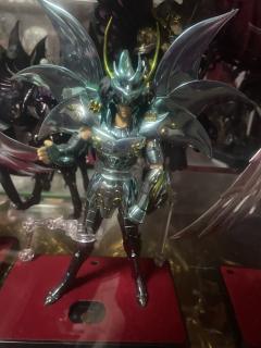 五款青铜神圣衣中公认最差的。一度价格跌破300也从侧面说明了