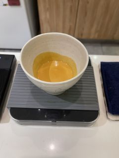 南风咖啡是杭州一家特别有意思的小店
不在街边 而是在居民楼里