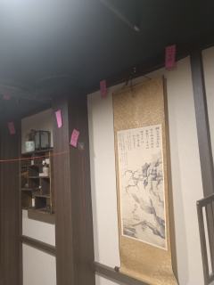 提笔九万字，落笔书一人。落花无言，书不尽意。

【类型】古风