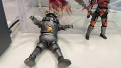 感觉已经逐渐脱离拼装的，工作太忙了，搞不动了，成品和景品倒是