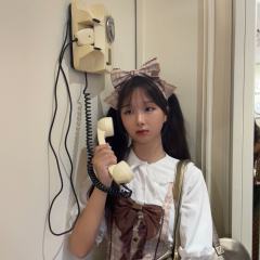 莉莉丝之眼家的板巧木马背带！非常可爱吼吼吼！买的黄色噢，小裙