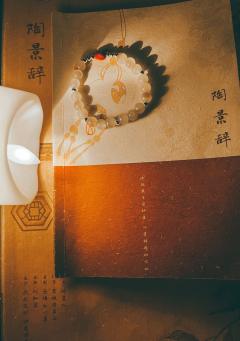 前言:
一句话总结,红豆是菠萝头超级破防本,千岛9.3分绝无