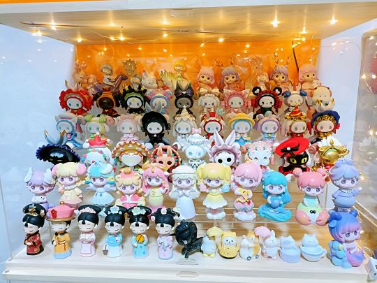 入坑两个多星期了娃们列队集合拍照留念🙈并不是很全，还有一些在路上喜欢和娃们相处的时光，好像多了很多好朋友/:heart