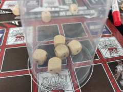 “你能读所有人的心，但只有我能读懂你的心。”

【店家/dm