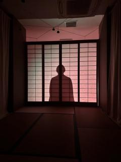 泪儿《点名》测评
地点:莫慌探案馆
剧本类型:日式/惊悚/推