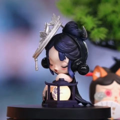 泡泡玛特十四周年无双镇~sp聆蝶图透
一位苗族少女轻倚在湖边