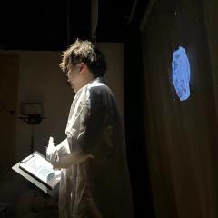 “黎明是短暂的相遇,和漫长的道别。”
8.4女寒蝉版:
d