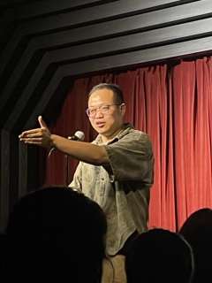 这是我第三次来看线下的脱口秀专场，也是第一次来看唐香玉姐姐的