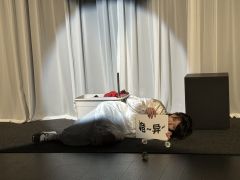 疯子？什么是疯子？对！我们是一群疯子，一群敢于说qtmd的疯