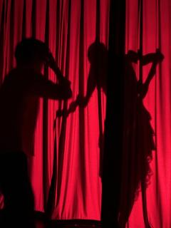 疯子？什么是疯子？对！我们是一群疯子，一群敢于说qtmd的疯