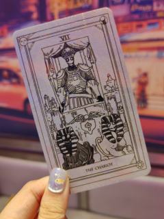 这世界像个万花筒,我想葬身其中
剧本:雨幕中的远光
剧本类